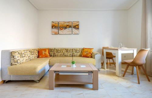 Apartamentos El Compromiso - Foto 2