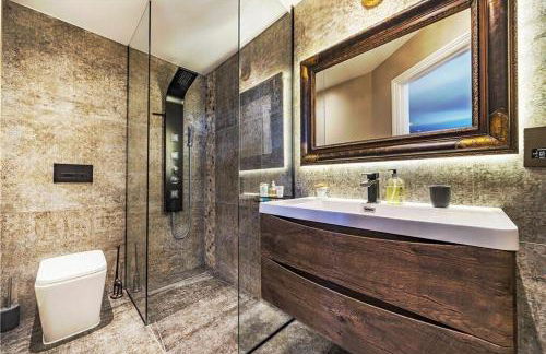 The Ridge London - Luxury Designer Villa with hot tub and sauna, Bexley borough of London - Foto 45