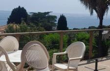 F3 RDC villa vue mer 180 face à la pointe de Giens - Foto 7