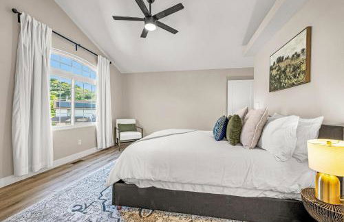 Mountain Retreat with Hot Tub & Views - Foto 29