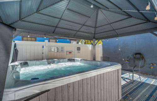 Olympic Studio - Workcation Hot Tub 4K Roku - Foto 25