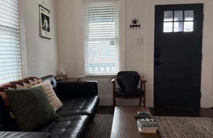 Updated Vintage Oasis, Near Downtown & Stadiums, Huge Yard - Foto 73