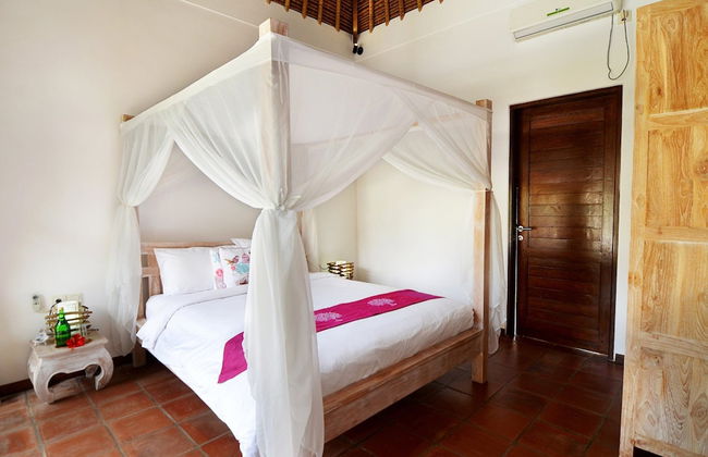 Villa Candi Kecil Tujuh by Villa Finder - Foto 8