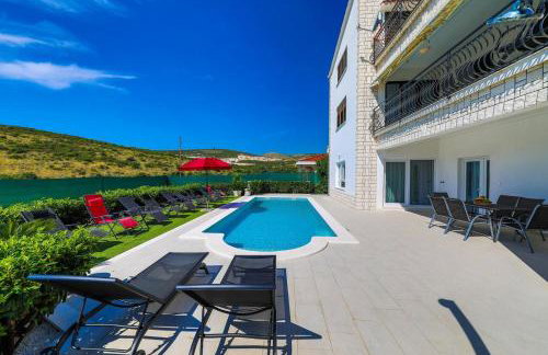 Villa Olivia Trogir - Foto 3