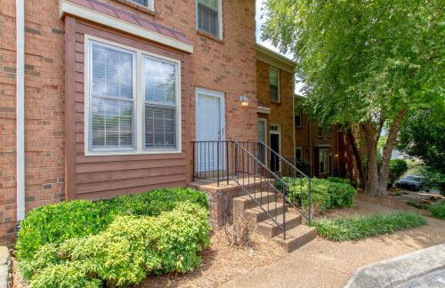 Near Vandy, 11 minsDowntown, Park Free, Fast Wifi - Foto 3