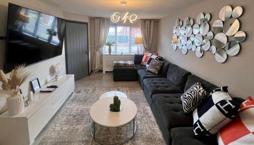 Ultra Modern large 4 bed executive home Durham - Foto 2