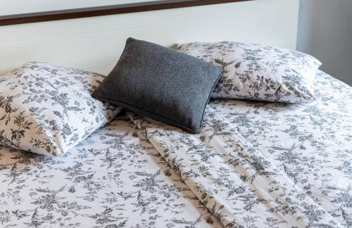 Flexible SelfCheckIns 114 - Zagreb - Bedroom - Loggia - Foto 18