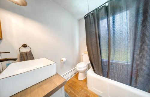 Historical Magnesia Springs Home, Near Kayaking! - Foto 16