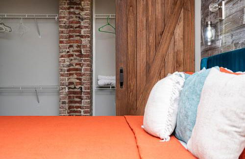 Indy Getaway - 5BR - Sleeps 16 - Arcade games - Perfect for families and groups - Foto 77