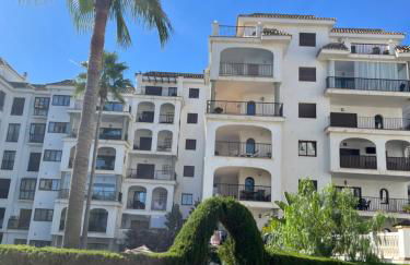 3 Bed Beachfront Penthouse 854 with great views - Photo 25