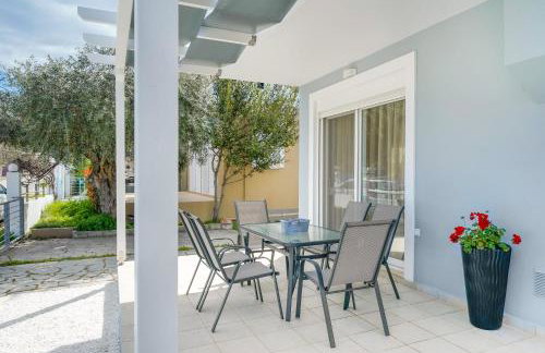 Nik-Ntin Villa Deluxe - Photo 6