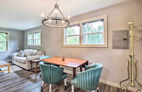 Near Hiking and Wineries! Newland Retreat with Creek - Foto 7