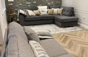 TheWeeHouseOnTheHill - Foto 1