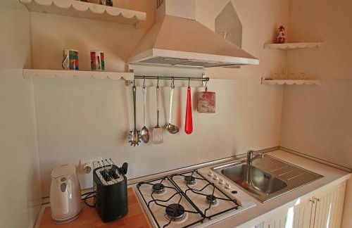 Cottage in Montelabbate With Pool, Garden, Bbq, Parking - Photo 18