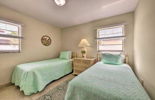 Apollo Beach Gem with Pool The Flamingo House - Foto 17