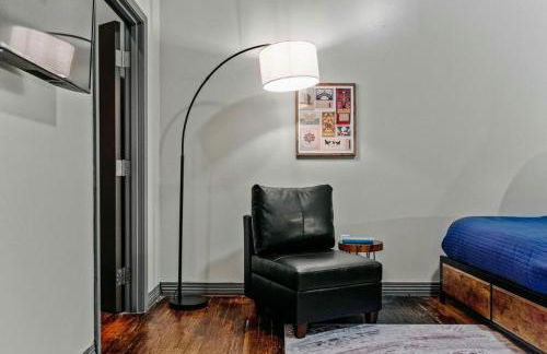 Luxury Downtown Dallas Retreat with Parking, Pool, Gym - Foto 34