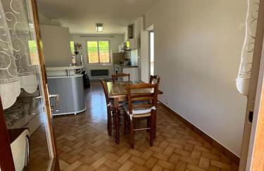 Appartement les Mésanges en rez de jardin -terrasse-2 chambres-parking - Foto 22