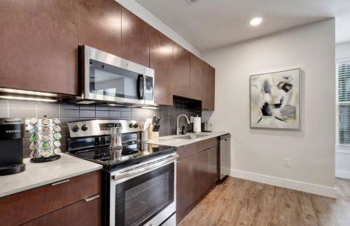 Attractive Cozy Studio Near Downtown Pool Gym - Foto 17