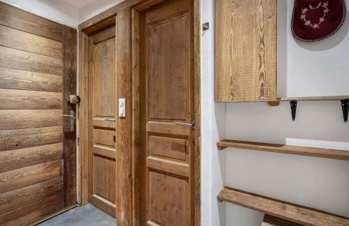 Appartement chaleureux proche pistes, parking inclus, 6 couchages - FR-1-563-93 - Foto 8