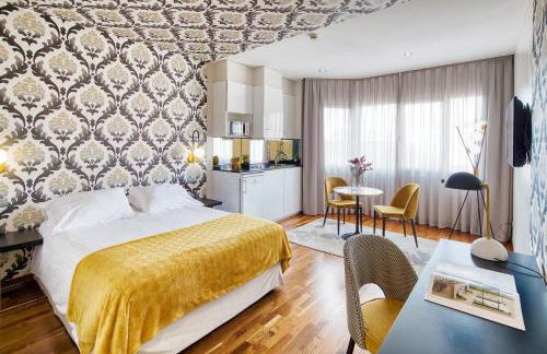 Apartosuites Jardines de Sabatini - Photo 19