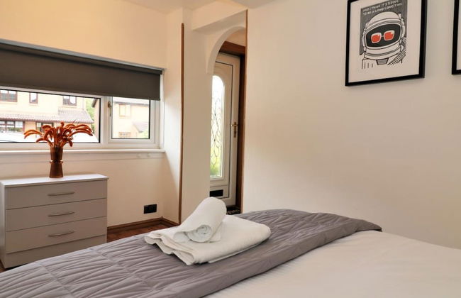 Binnie House - Cumbernauld - Foto 14