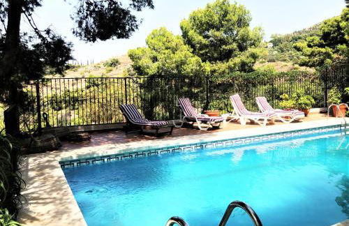 Rentcostadelsol Villa Pinares-Malaga - Foto 2