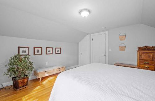 North End Single Family 4 Bed 2 Bath - Foto 36