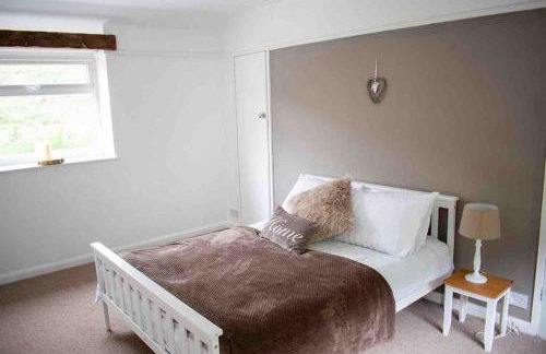 Afan Valley Home - Contractor Accommodation - Foto 18