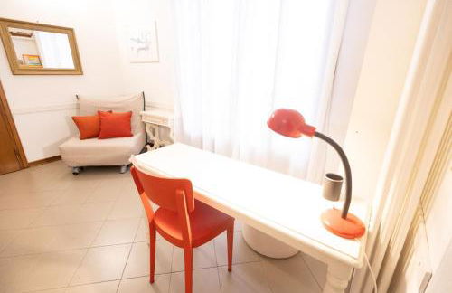 Ca' Spadoni, centro storico, piano terra, ingresso indipendente, teatro, parcheggio, - Foto 21