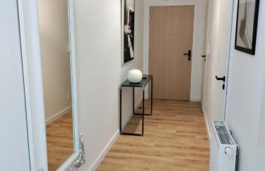 Evasion chic au coeur de la ville et proche plage - Garage privé - Foto 12