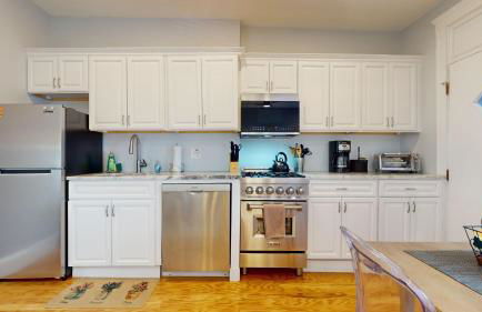 Renovated, Spacious Studio, Near Bc, Bu, Porch - Foto 6