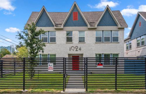 Spacious Apartment with Gated Parking Near Med Ctr - Foto 7