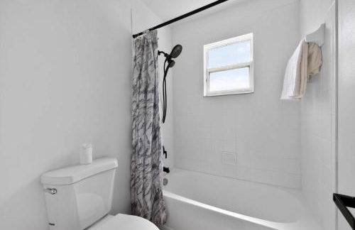 Elegant 4BR Luxury Home - Private Pool Disney - Foto 52