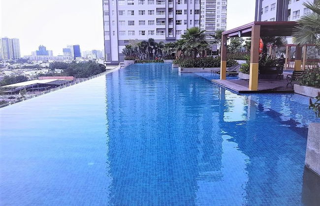 Enjoy Saigon Sunrise City - Photo 13