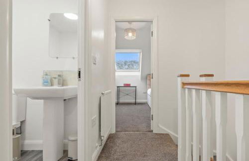 Luxury 5 bedroom House With FREE Parking and Pool Table - Foto 48