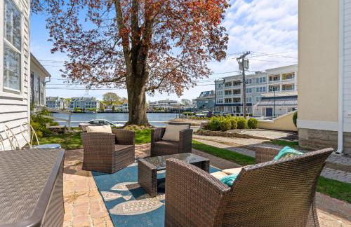 The School House Cottage, Historic 1BR Mystic River Stay Near Seaport - Foto 5