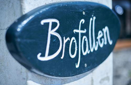 Brofallen - spacious holiday cottage with sea views and enclosed garden - Photo 21