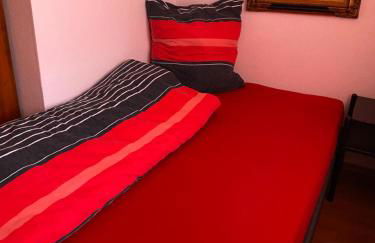 FeWo Aurich Zentrum EG 3 Schlafzimmer und FeWo OG 4 Schlafzimmer - Foto 26