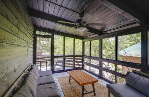 Newland Gem in Golf Community with Pool Access! - Foto 2