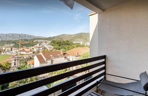 Dubrovnik Bridge & Port View Apartment - Photo 18