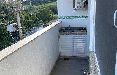 Prainha com roupa de cama e banho - Foto 54