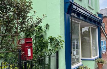 By the River - Foto 39