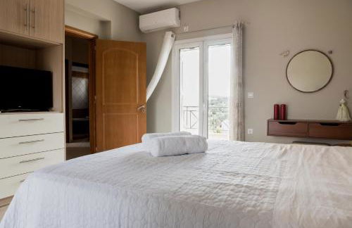 Villa Discover Evia - With Private Jacuzzi - Foto 12