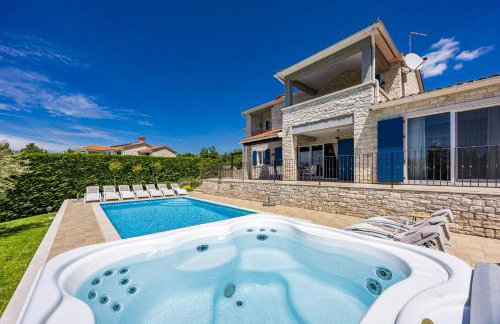 Villa Babudri near Poreč for 10 people with jacuzzi & spa - Foto 2