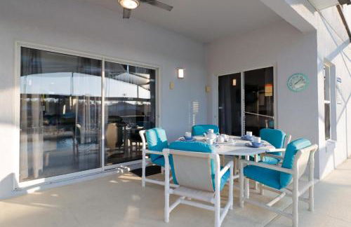 Sunny South Facing Pool with Hot Tub and Lake View Near Disney - Foto 39