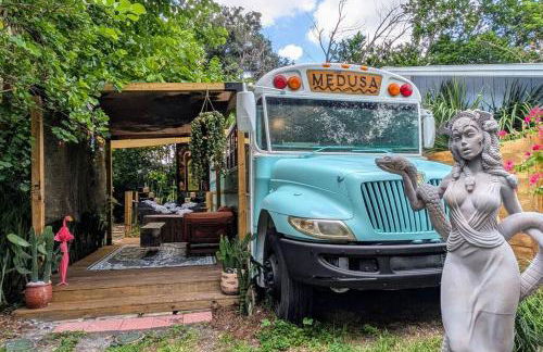 Cozy AF Medusa the Bus-Lux - Foto 3