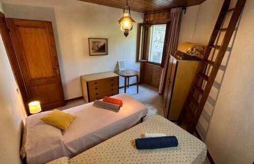 Bellano Cottage - With Private Garden and Garage - Foto 43