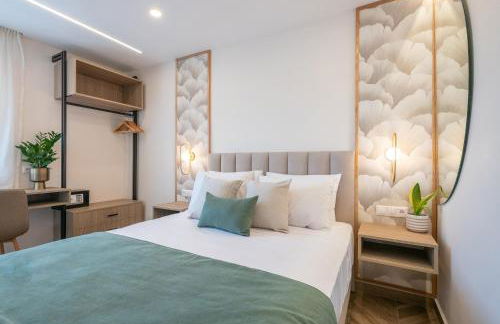 Alysos Luxurious Apartments - Photo 16