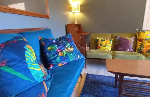 Peaceful Home from Home - Spacious 3 Bedroom House Accommodating 7 - Ideal for Families and Workers - Foto 23