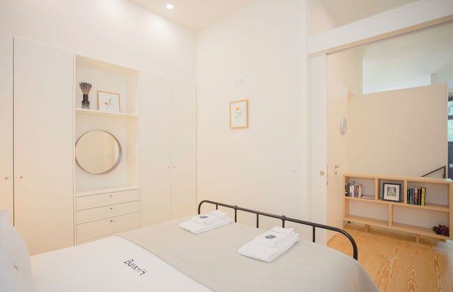 Liiiving in Porto - Haven Pool Apartment - Photo 10